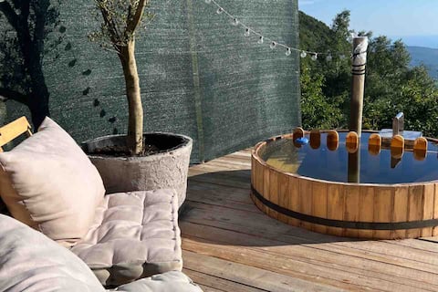 Top performing Airbnb: Stunning mountain getaway in Ulcinj Komuna E Ulqinit