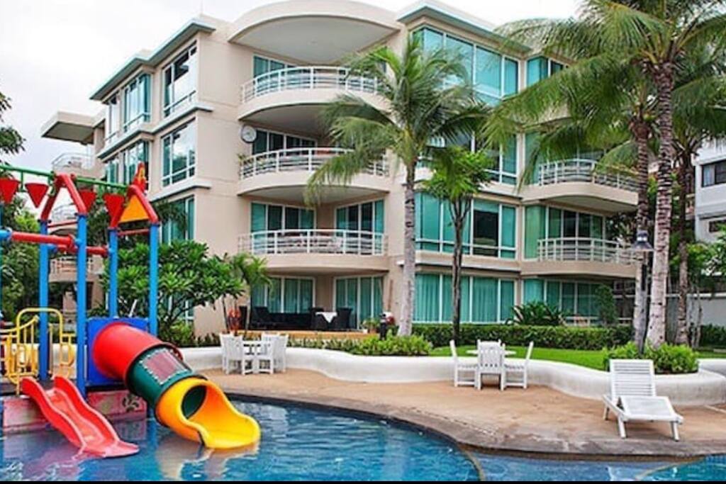 Swimming pool