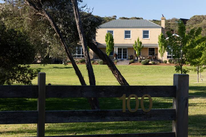 Fingal House – For Groups, Families & Retreats gallery image 2