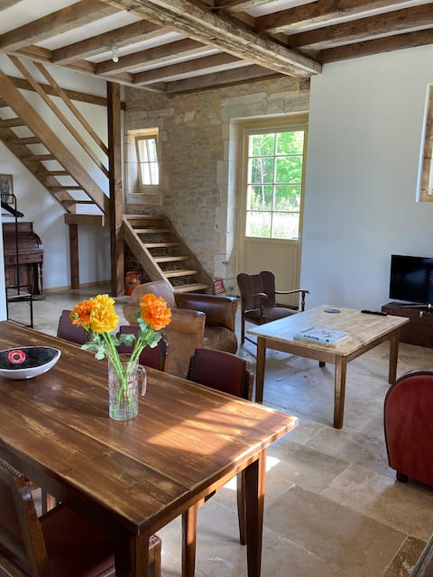 Spacious 6-person house on an estate near Lascaux (G1)