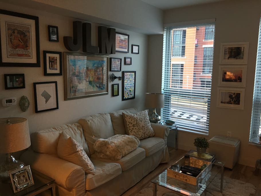 Living room area (couch can sleep 1 - not a pullout)