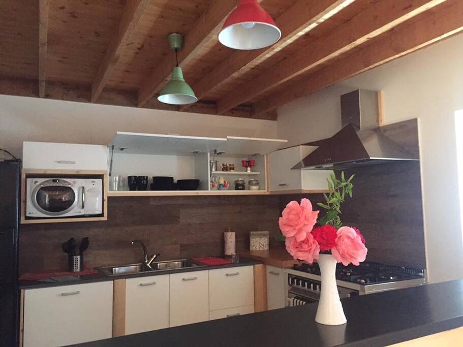 cucina accessoriata