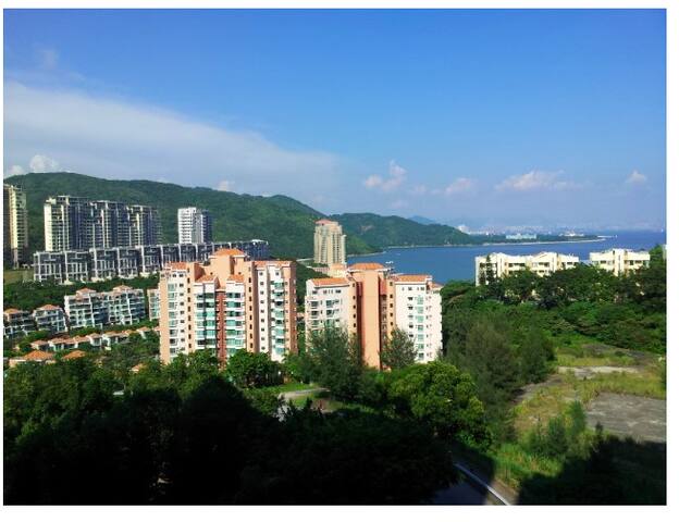 8D, Seaview Apartment gallery image 3