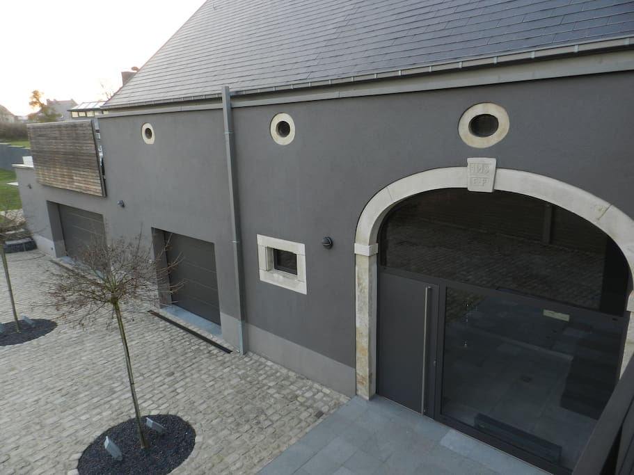 Entrance outside