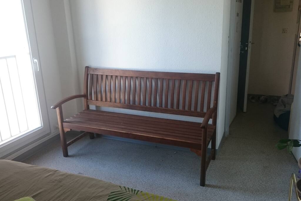 avec une banquette tres solide