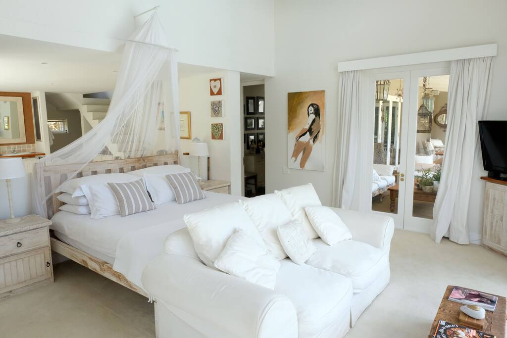 Main bedroom. Three sets of double doors to open up three different ways