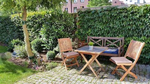 Top performing Airbnb: *** Cozy apartment with nice garden in Rummelsburg
