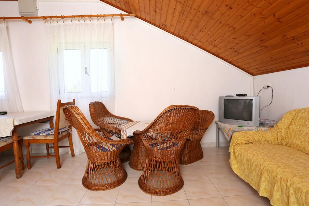 Living room, Surface: 6 m²