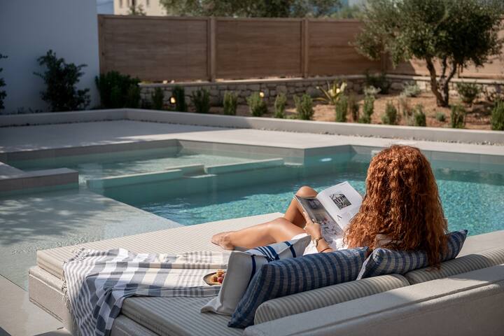 Walk Market&Taverna*500mt at beach*Outdoor Jacuzzi gallery image 3