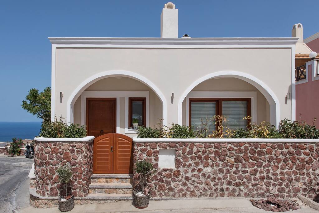 Entrance with veranda.