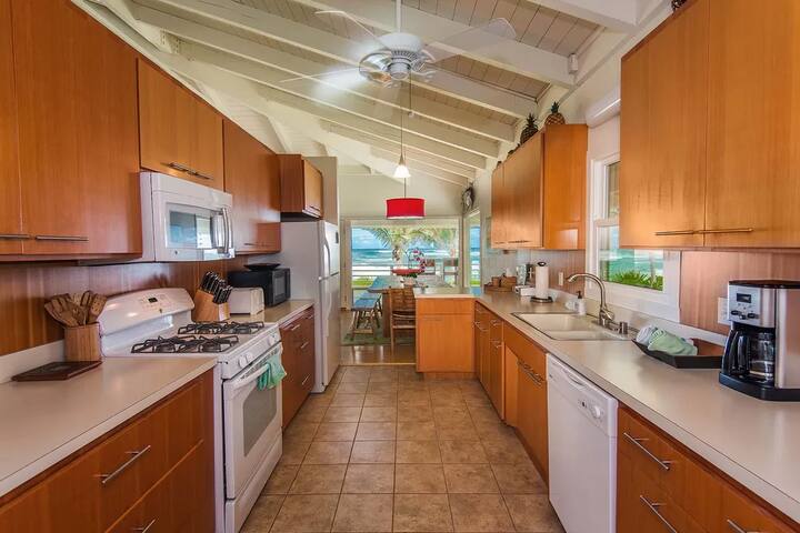 Lihi Kai – Beachfront Haena! TVNC #4299 gallery image 4