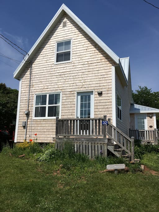 Salty Sunrise Cottages for Rent in North Rustico, Prince Edward