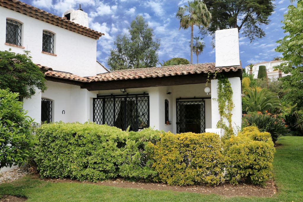 House - View 3