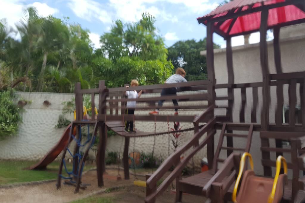 Area de juegos del condominio