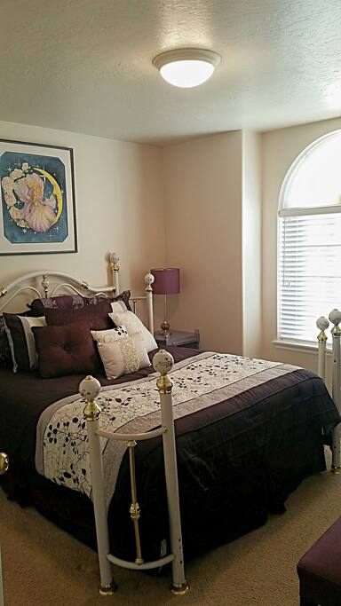 Same room full view
