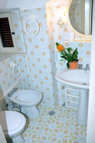 Bianca sul mare 1 & 2 gallery image 5