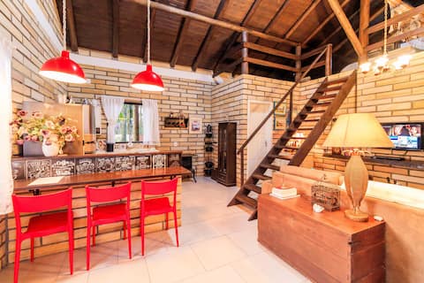 Top Airbnb: Casa de Pedra da Rô em Praia Grande
