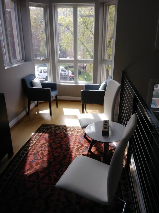 Front Seating Area