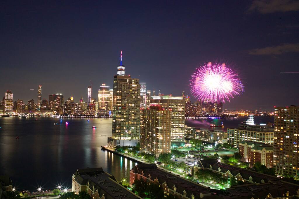 Manhattan skyline views
