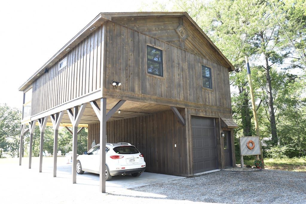 Cove Creek Boathouse - covered parking for one vehicle