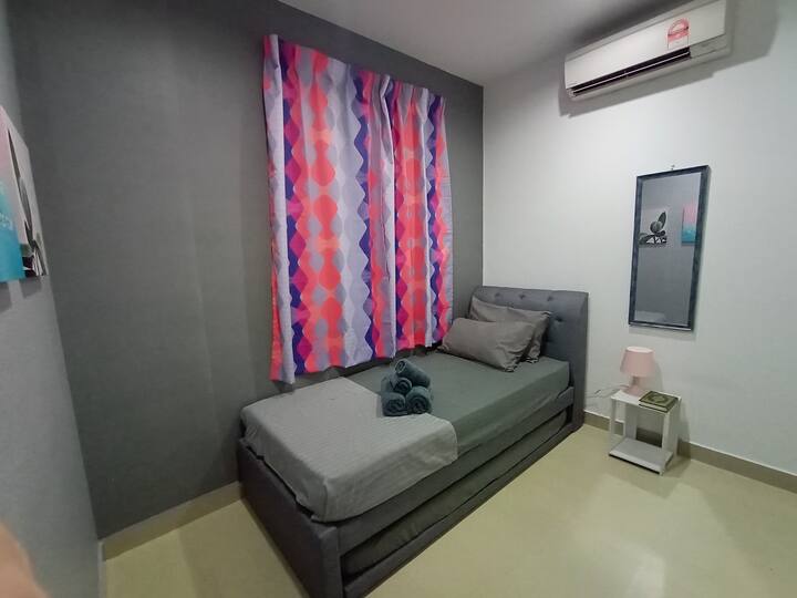 Habitación 2 : cama individual extraíble