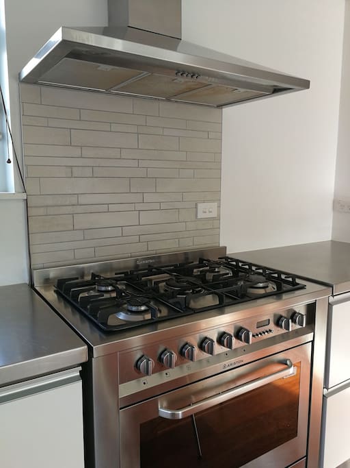 Gas cooker