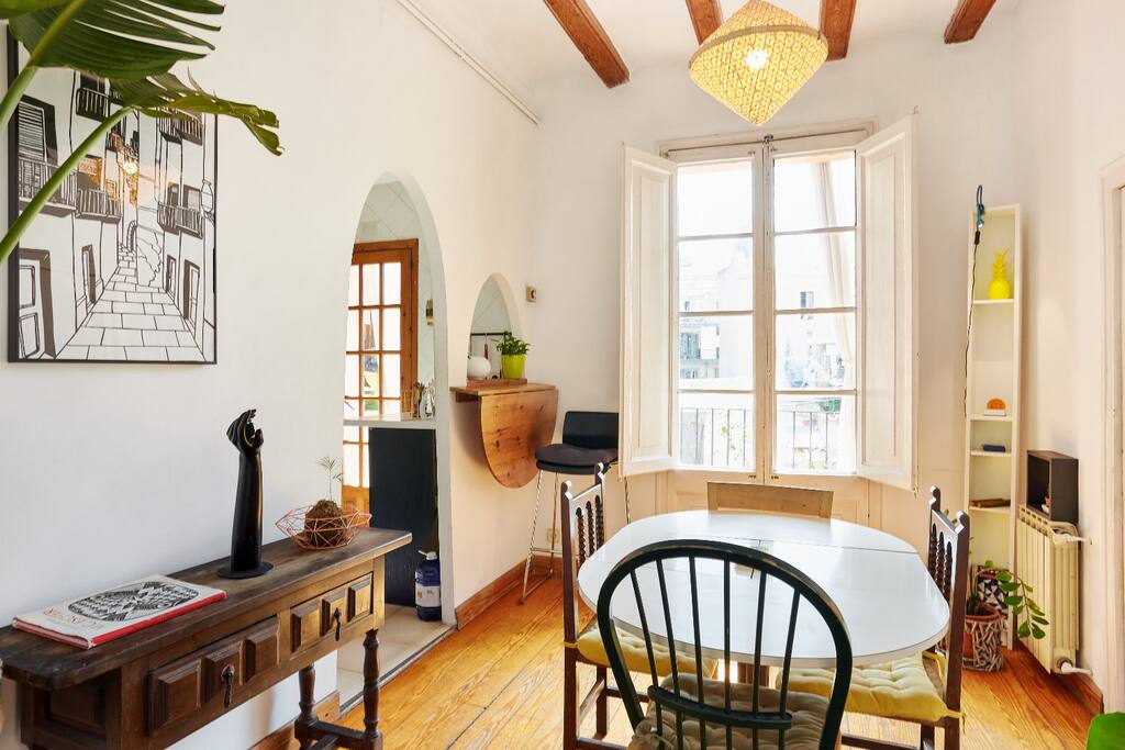 DINNING ROOM