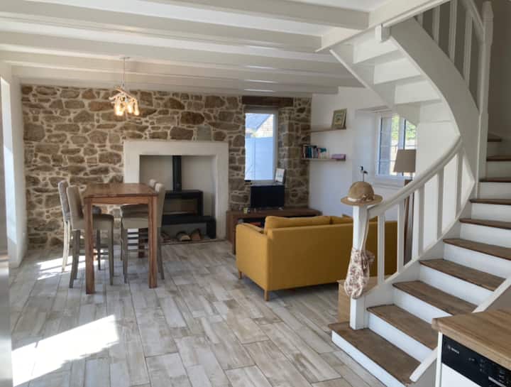 Penvénan Port-blanc. Maison En Pierre Rénovée - Penvénan