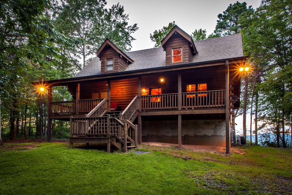 Great View, Near Outdoor Activities - Cabins for Rent in ...