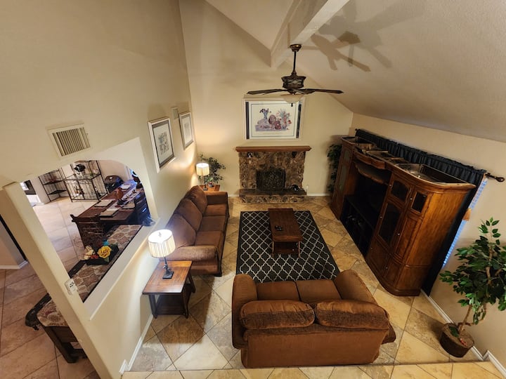 Family Retreat With Pool/hot Tub. Close To Strip - Las Vegas, NV