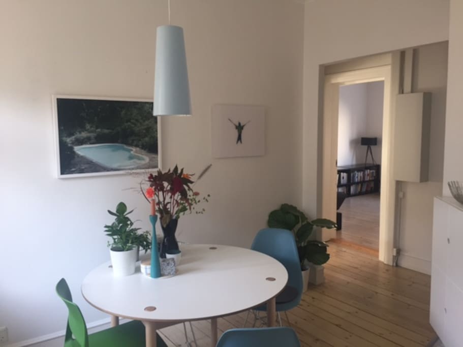 Kitchen table