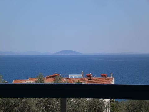 Successful Airbnb property: Seaview Studio Helen No. 5 in Δήμος Βόρειας Κυνουρίας