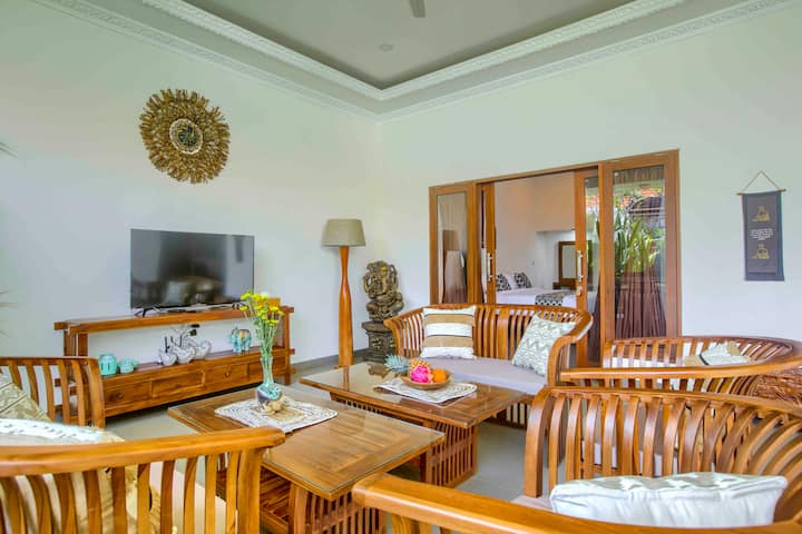 Urban Retreat: Steps Away Frm Eat Street, Seminyak - Seminyak