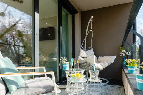 2 bedrooms+living room penthaus, new luxury apartment near the water