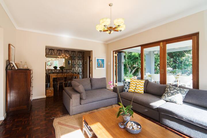 Garden Corner – beautiful home close to amenities gallery image 2