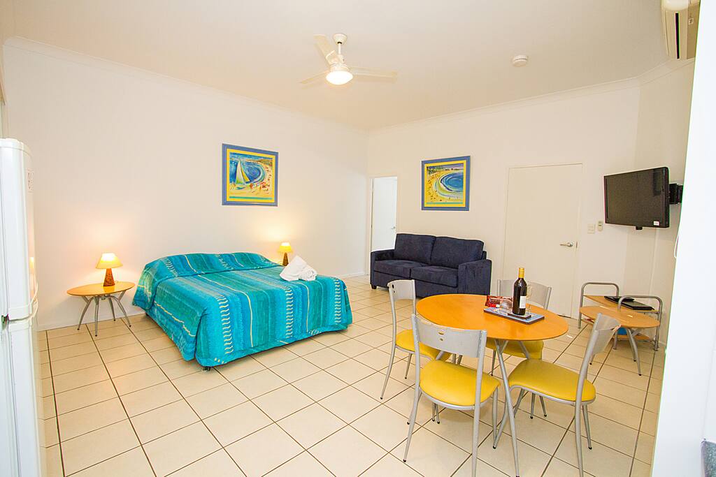 Studio Villa