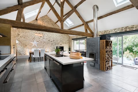 Grange tout confort  Paris 2024