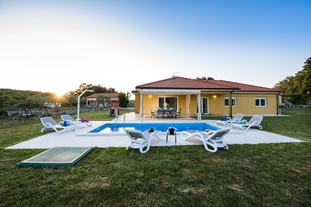 Villa Jana is a charming and stylish house in Sorici, Kanfanar.