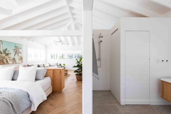 Avalon Beach Retreat gallery image 4