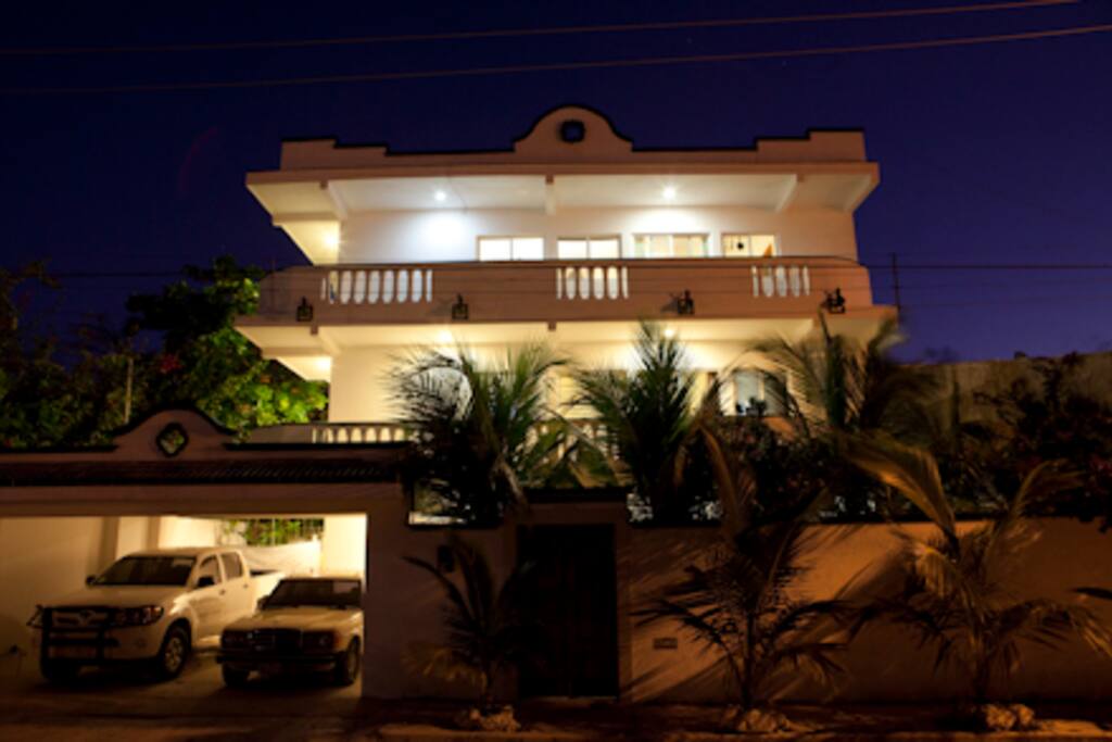 If you arrive at night there is a garage with a light next to the door, a palapa roof now covers the top of the garage, visible at the corner of Lazaro Cardenas Street and Ninos Heroes.