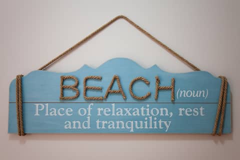 Modern Remodeled Beach Theme Coastal Apartment