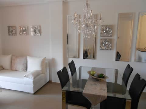 Ap. lujo  Jardinas de les Marinas, max 3 pers