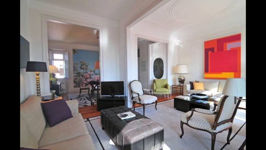 Lisbon River Sight – Luxury Duplex gallery image 2