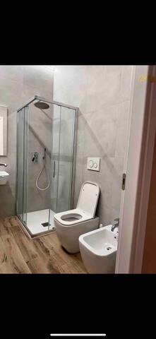 Centrale apartment for 9 Pergolesi 29 gallery image 4