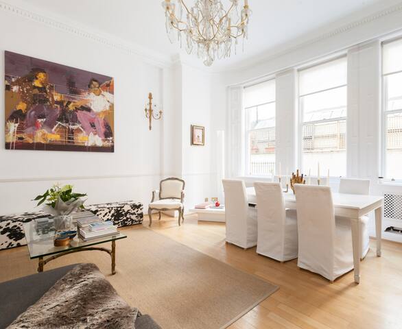 Mayfair City Chic gallery image 3