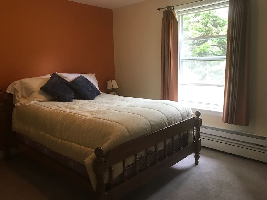 Private bedroom