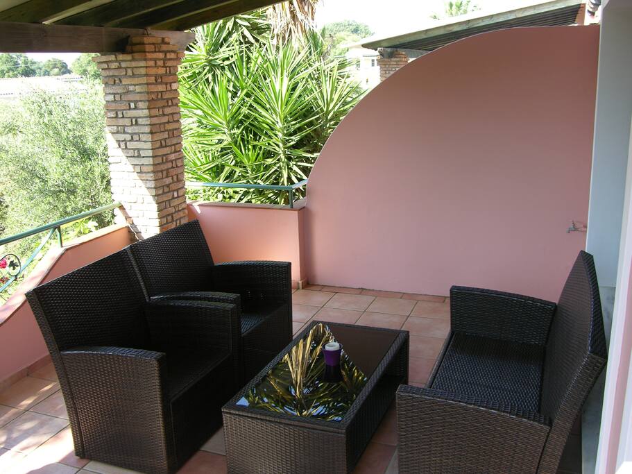 VERANDA FRONT 16 M2