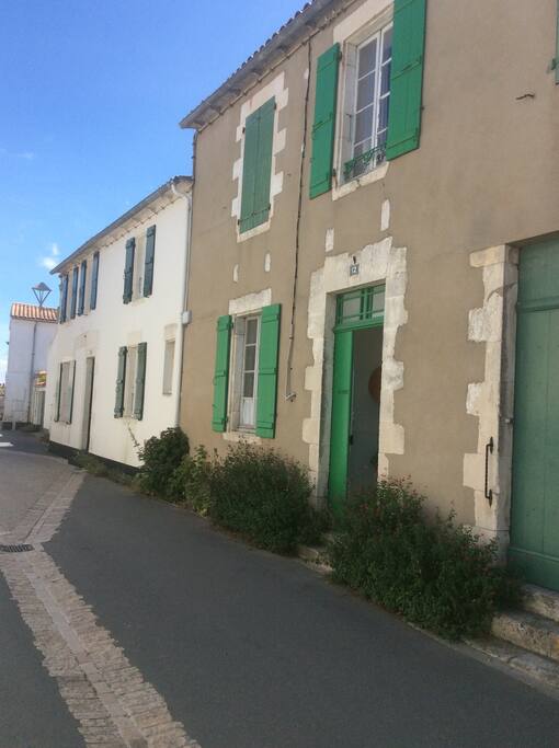 Vue de la rue de la Calletière