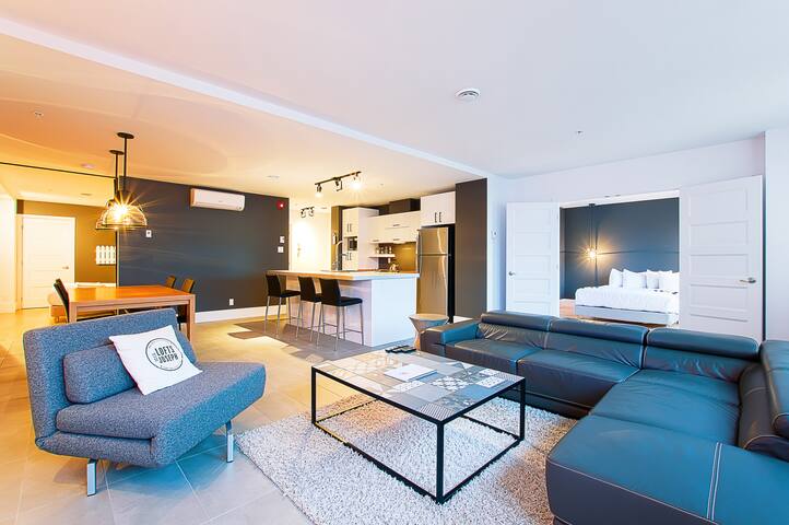 401 – Les Lofts St-Joseph – Par Les Lofts Vieux-QC gallery image 4