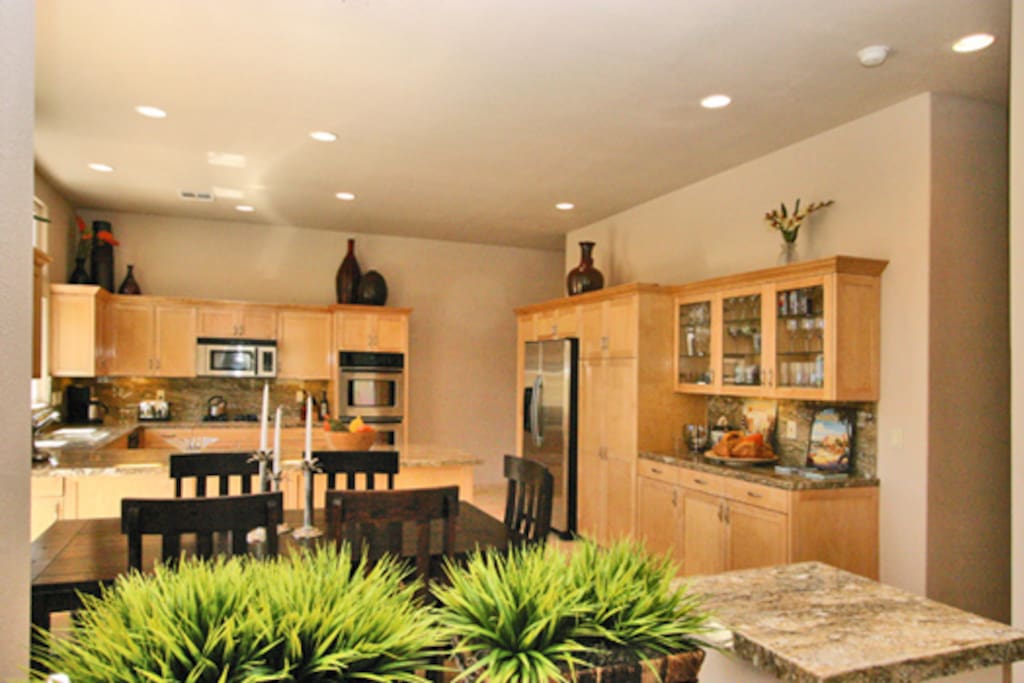 fully equipped kitchen
